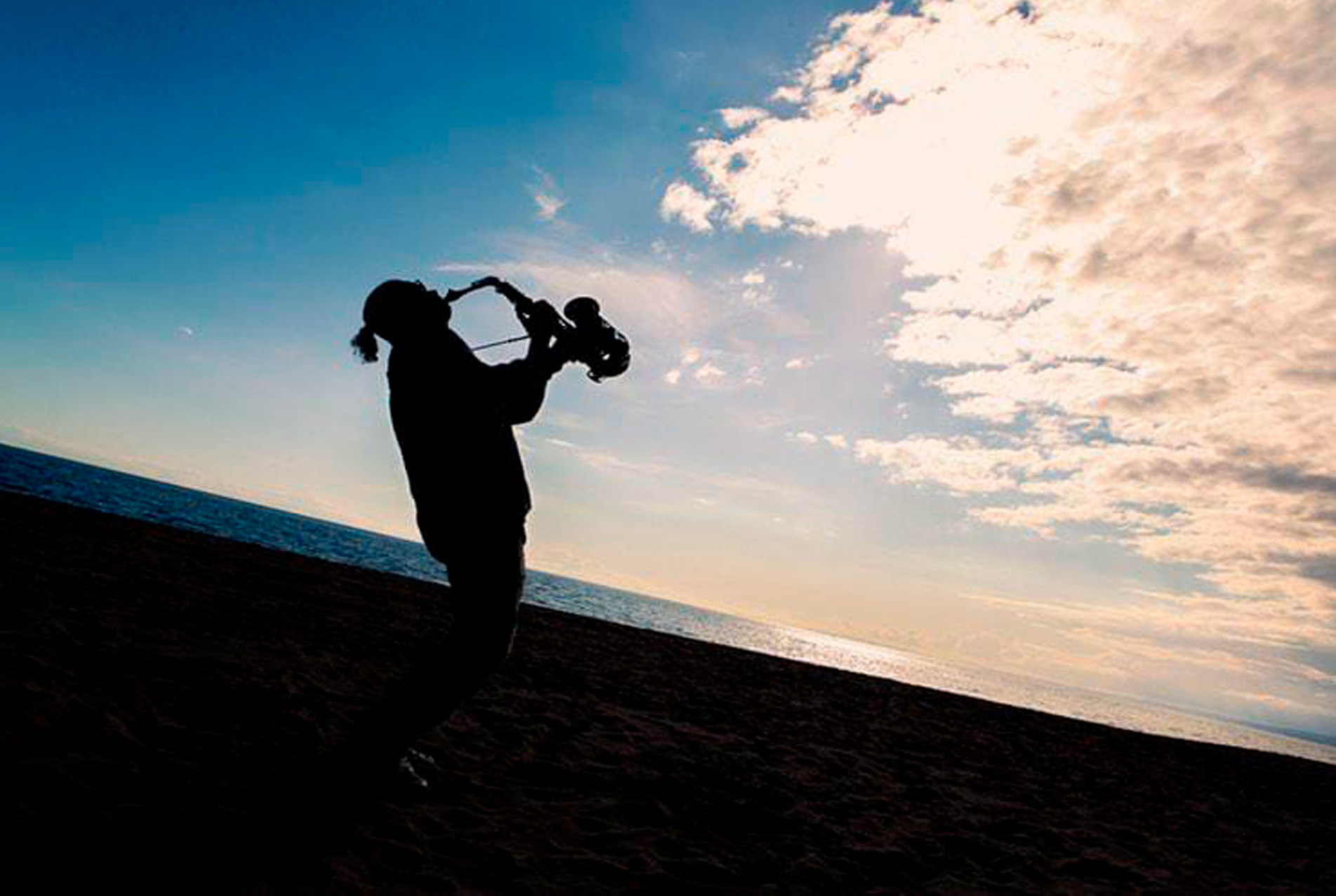 Músico saxofonista en Marbella fotos