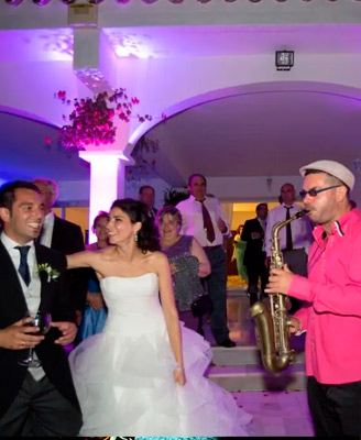 Saxofonista para bodas en Marbella y Málaga